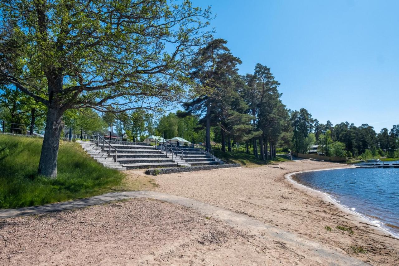 Krongarden Vandrarhem Kristinehamn Zewnętrze zdjęcie