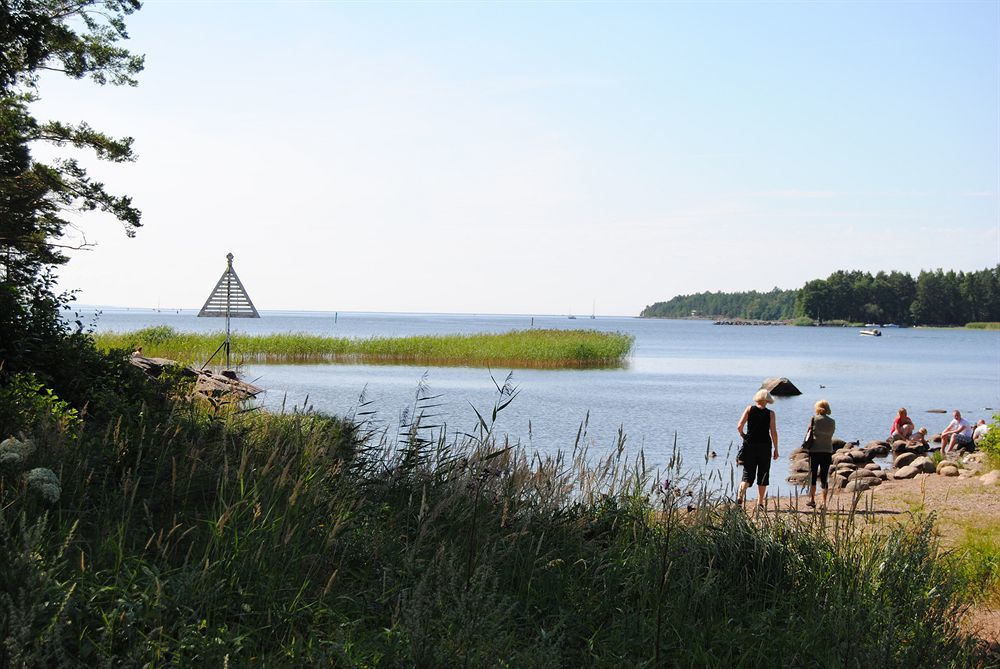 Krongarden Vandrarhem Kristinehamn Zewnętrze zdjęcie