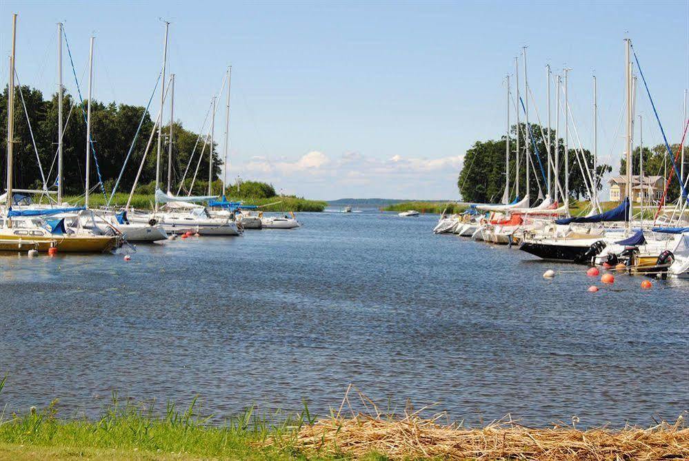 Krongarden Vandrarhem Kristinehamn Zewnętrze zdjęcie
